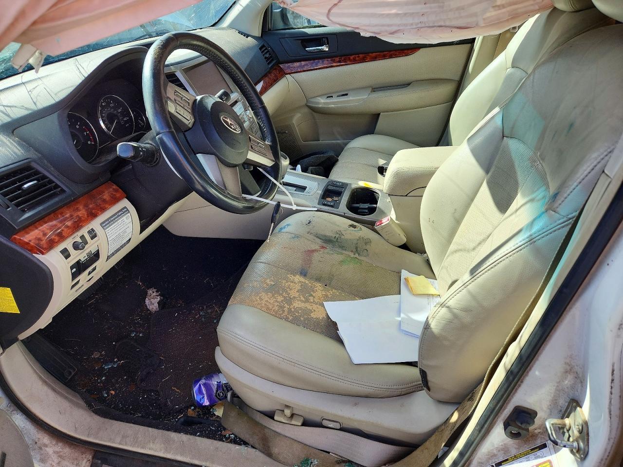 2010 SUBARU Outback