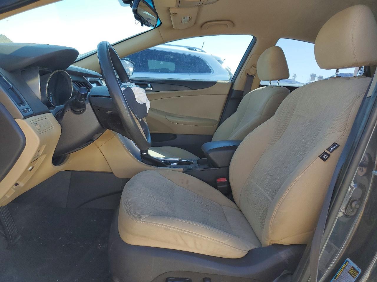 2013 HYUNDAI SONATA
