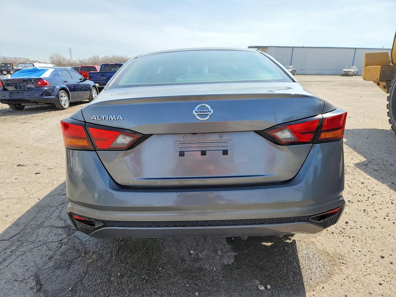2022 NISSAN ALTIMA