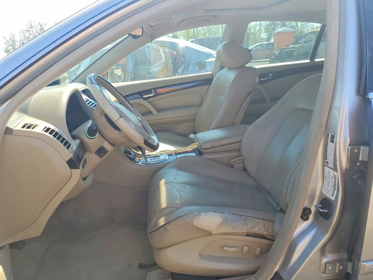 2005 INFINITI Q45