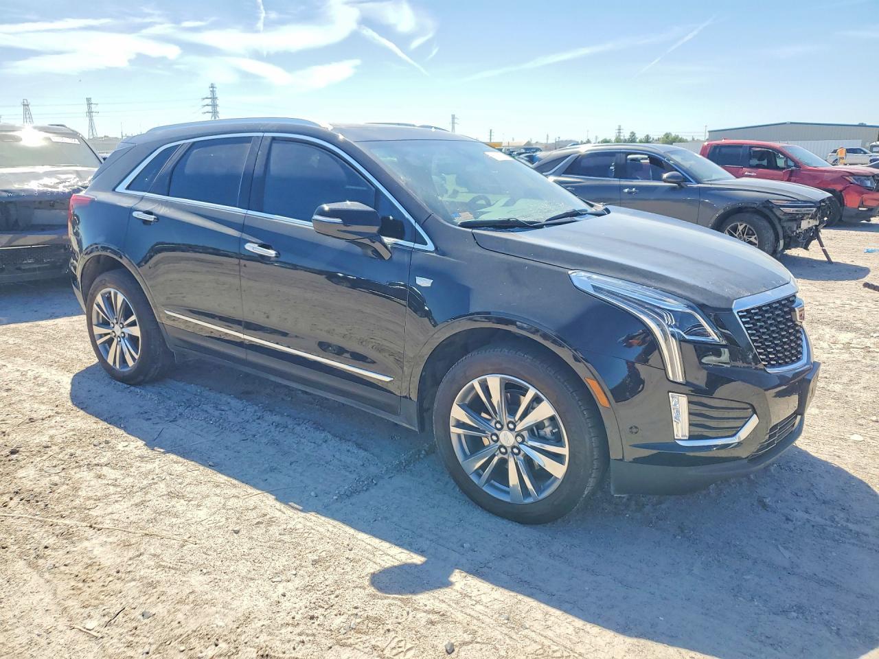 2022 CADILLAC XT5