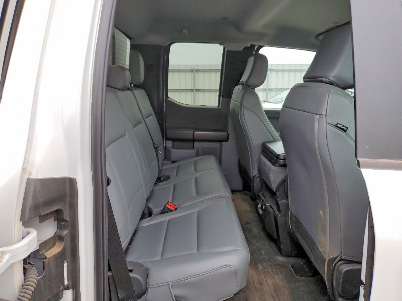 2024 FORD F-150 Lightning