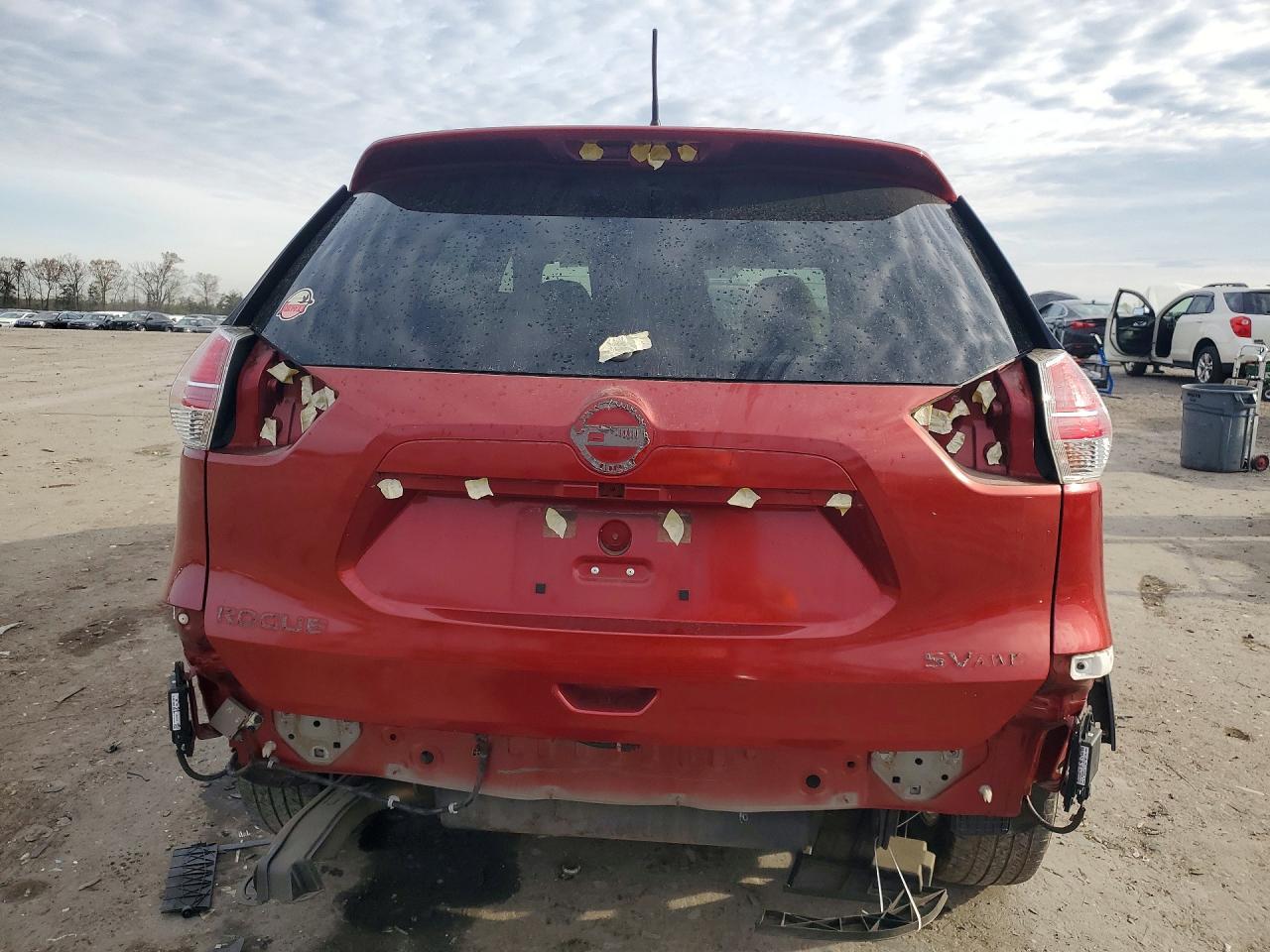 2016 NISSAN ROGUE