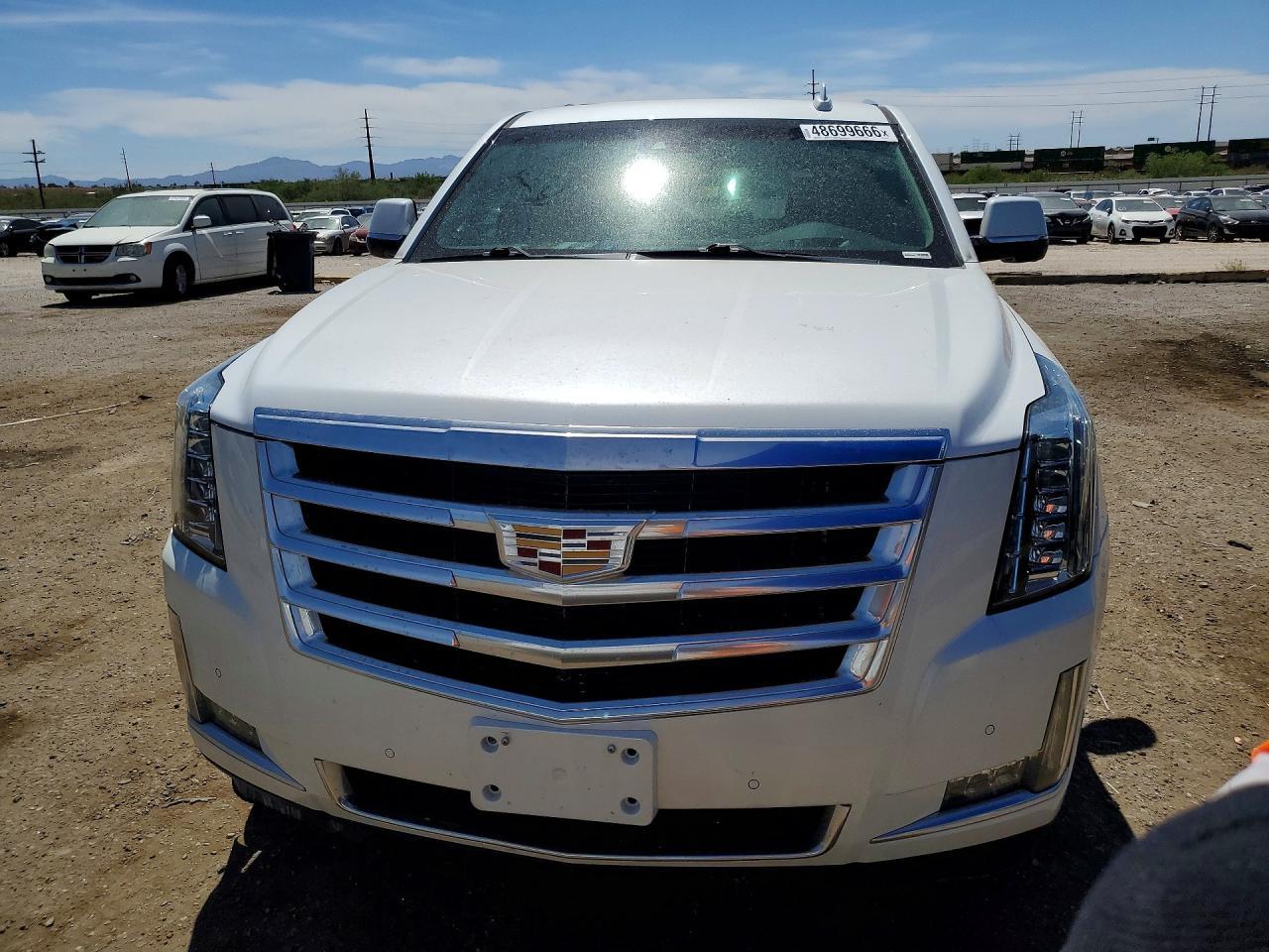 2017 CADILLAC ESCALADE