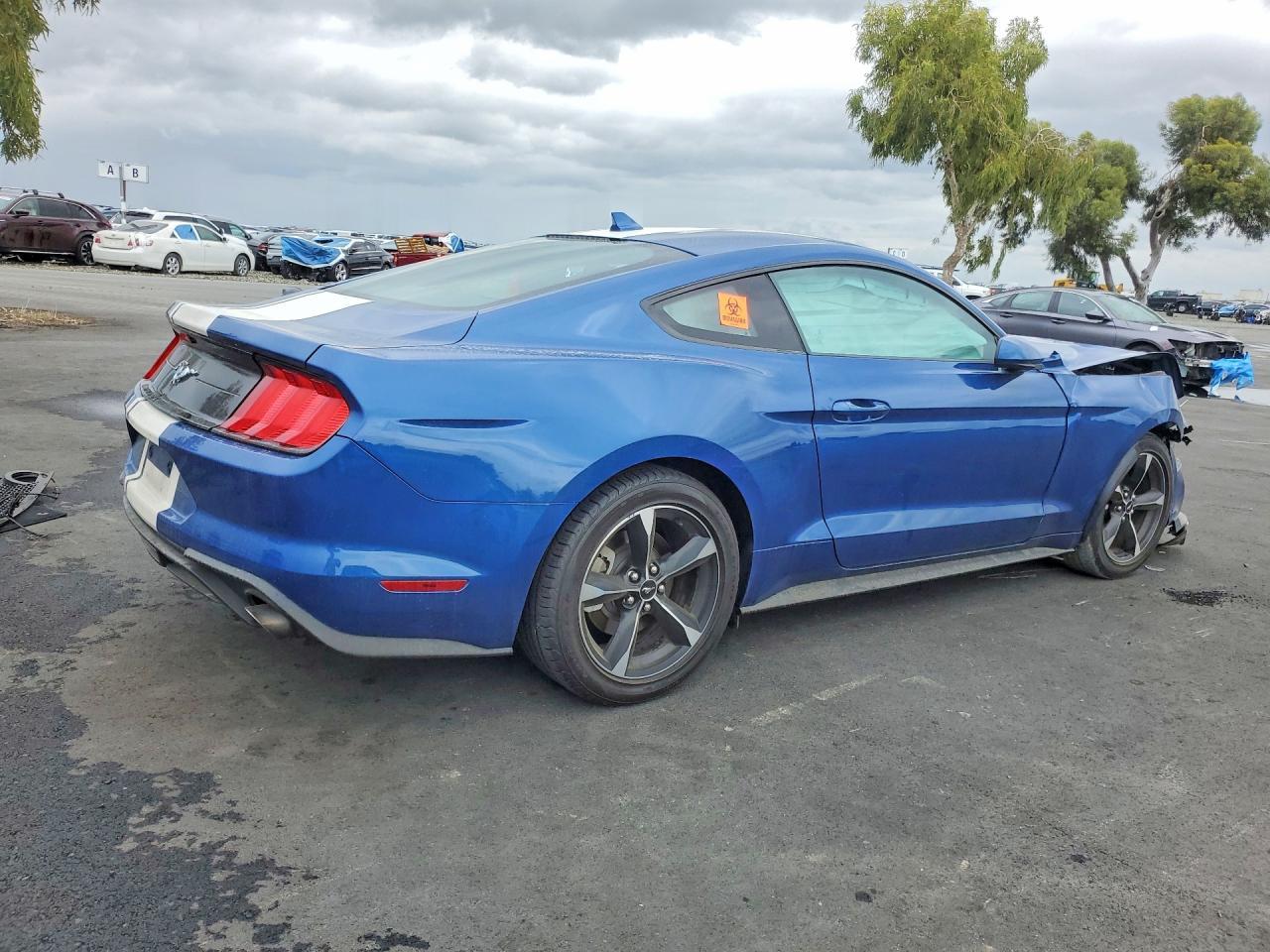 2022 FORD MUSTANG