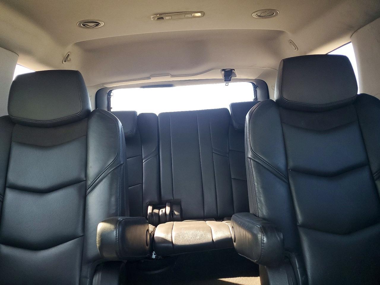 2018 CADILLAC ESCALADE