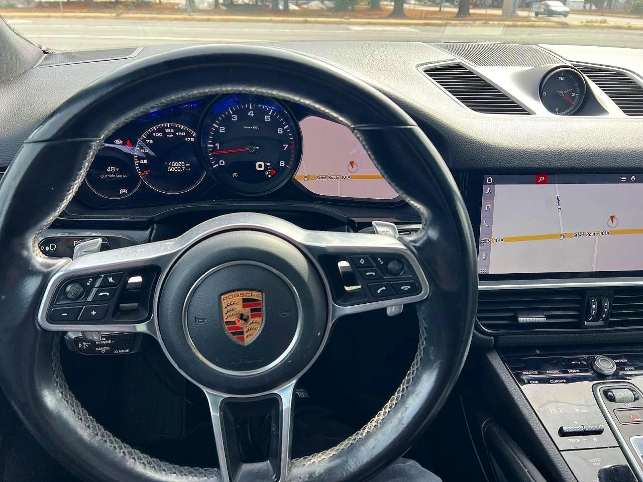 2019 PORSCHE CAYENNE