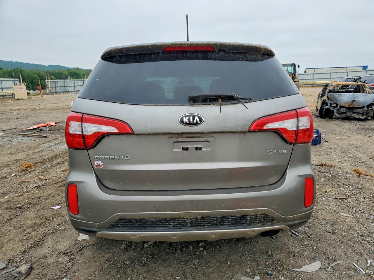 2015 KIA SORENTO
