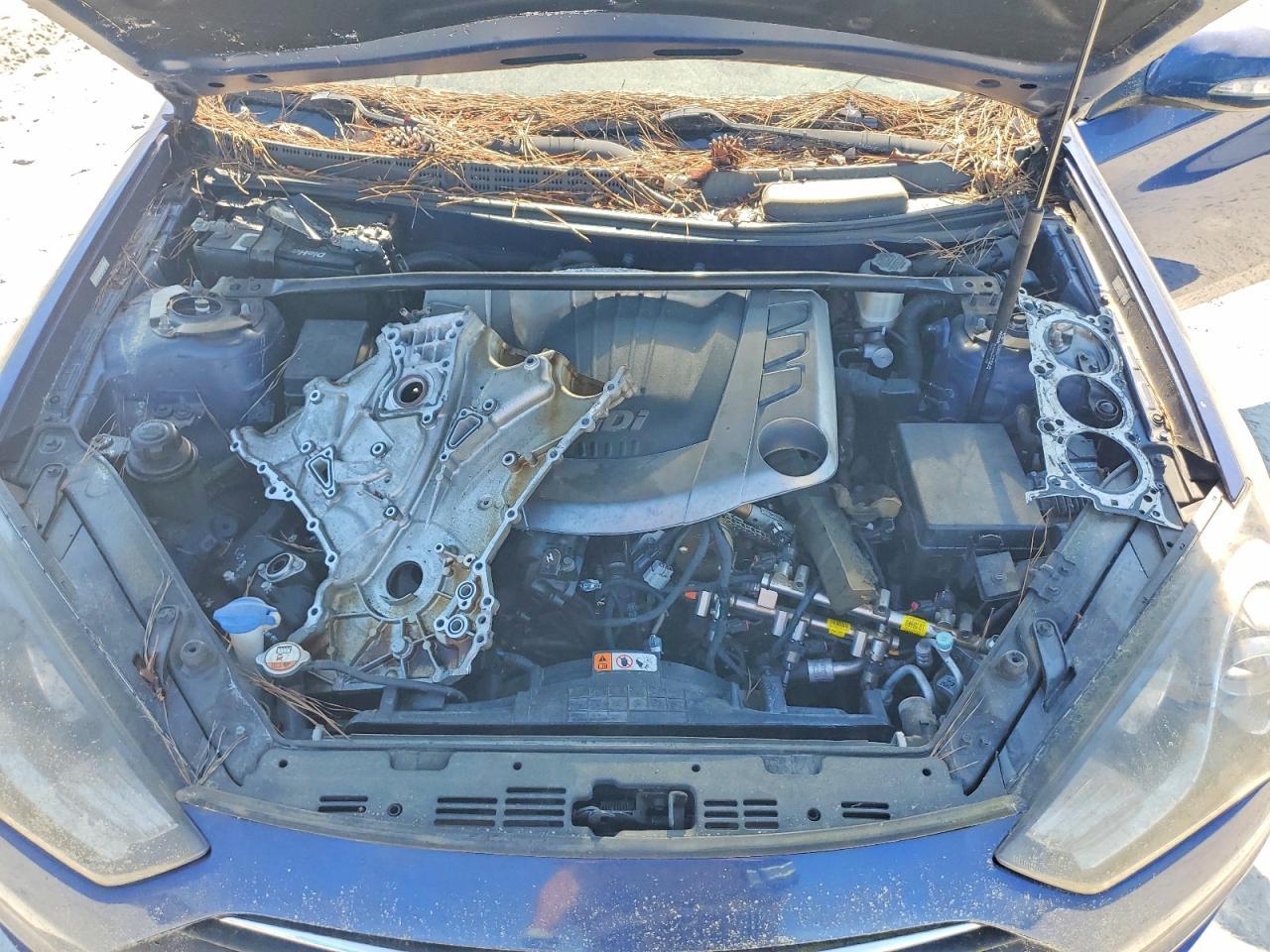 2015 HYUNDAI GENESIS