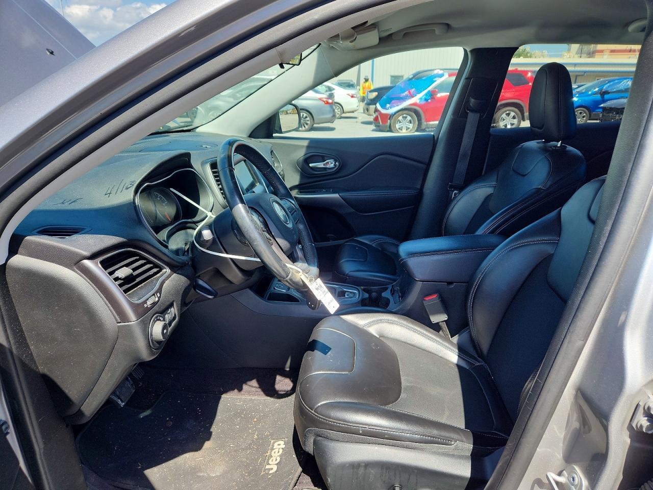 2019 JEEP CHEROKEE