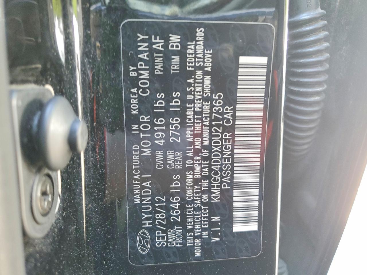 2013 HYUNDAI GENESIS