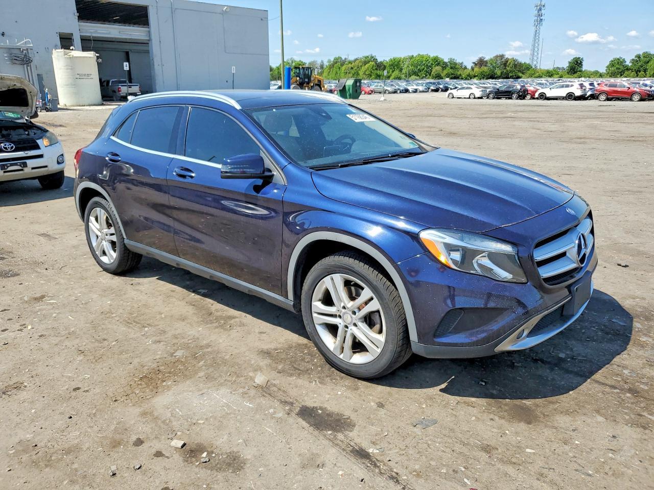 2017 MERCEDES-BENZ GLA-Class