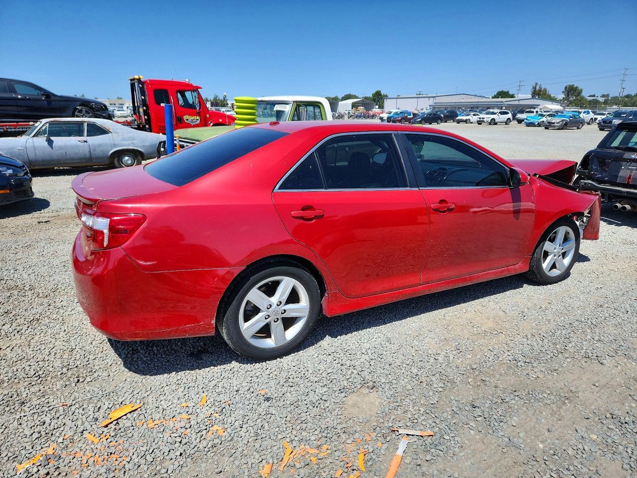 2012 TOYOTA CAMRY