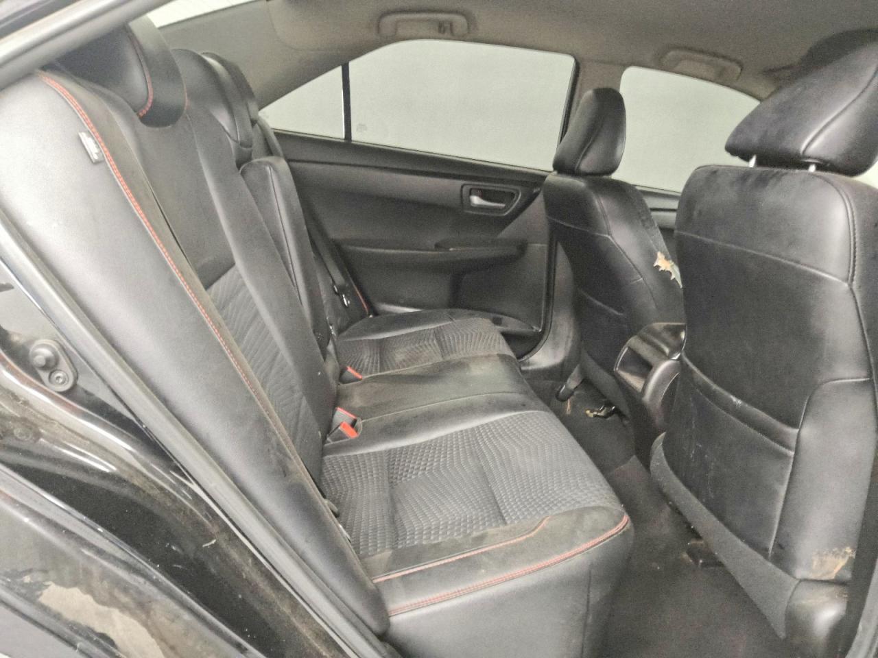2015 TOYOTA CAMRY