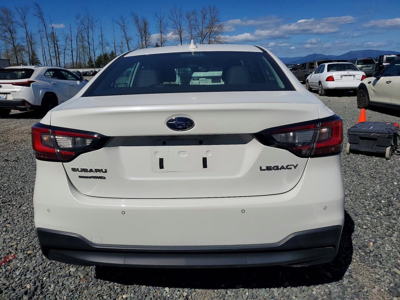 2024 SUBARU Legacy