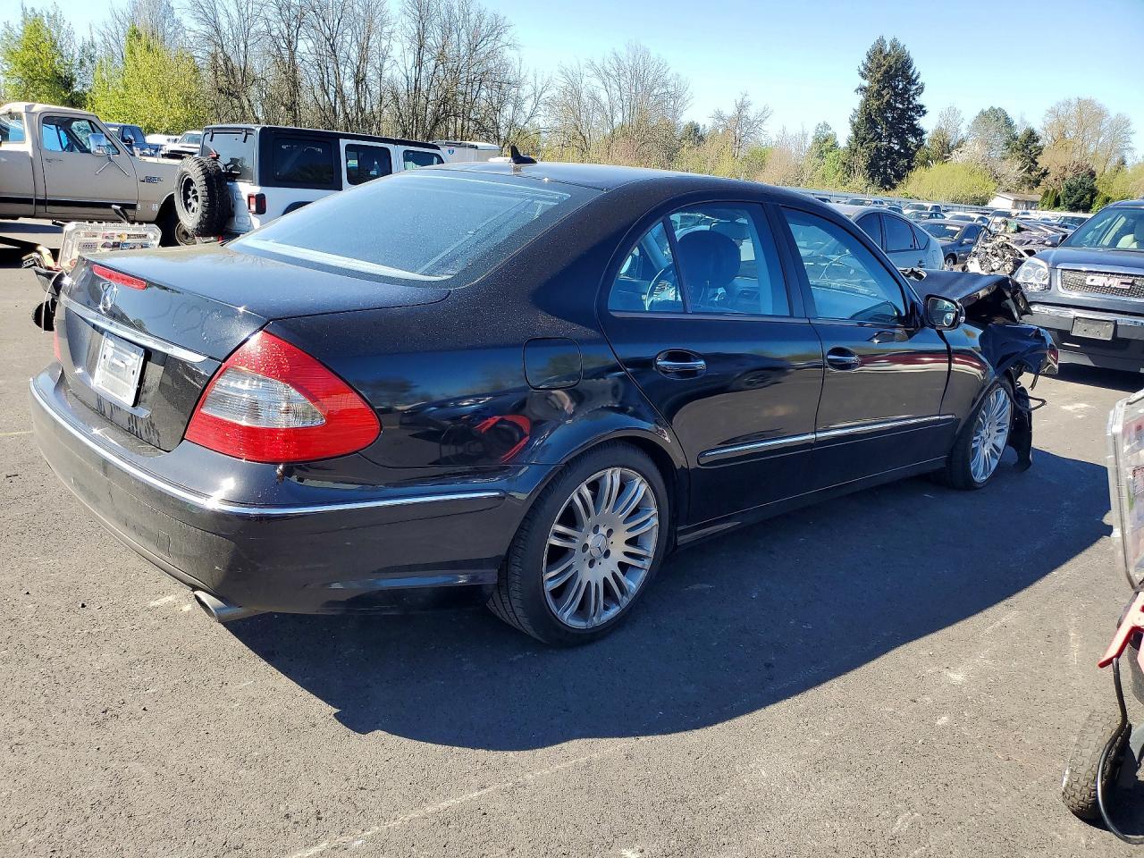 2009 MERCEDES-BENZ E-Class