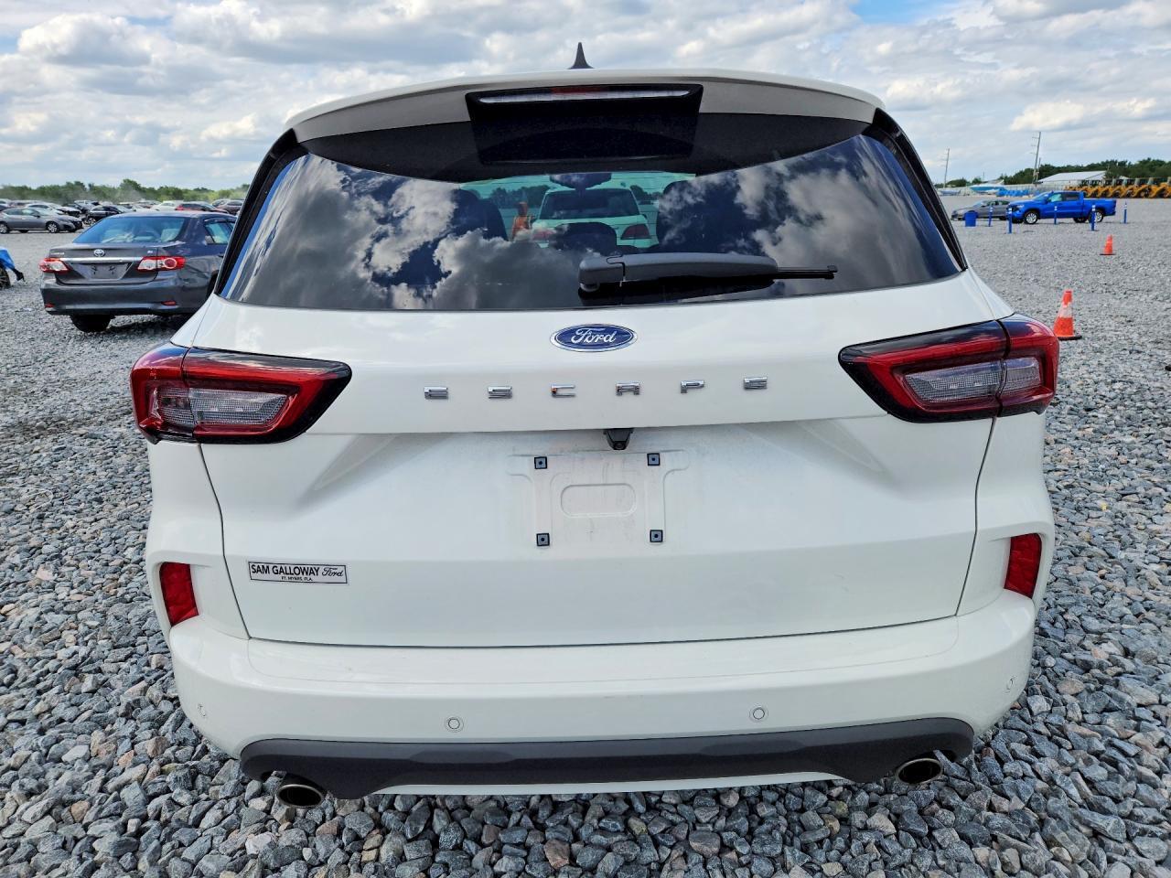 2024 FORD ESCAPE