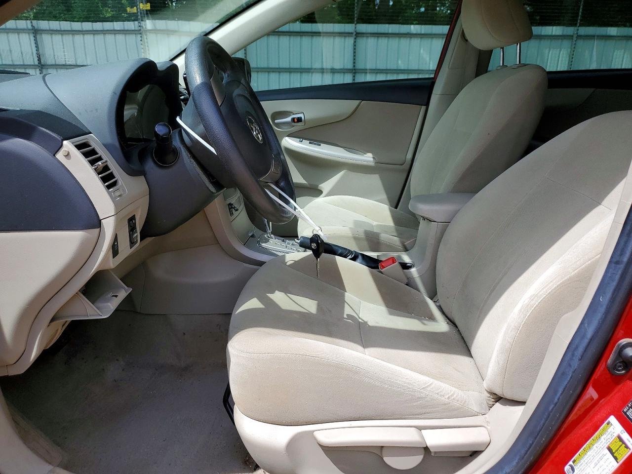 2013 TOYOTA COROLLA