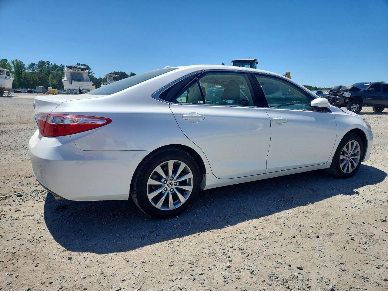 2015 TOYOTA CAMRY