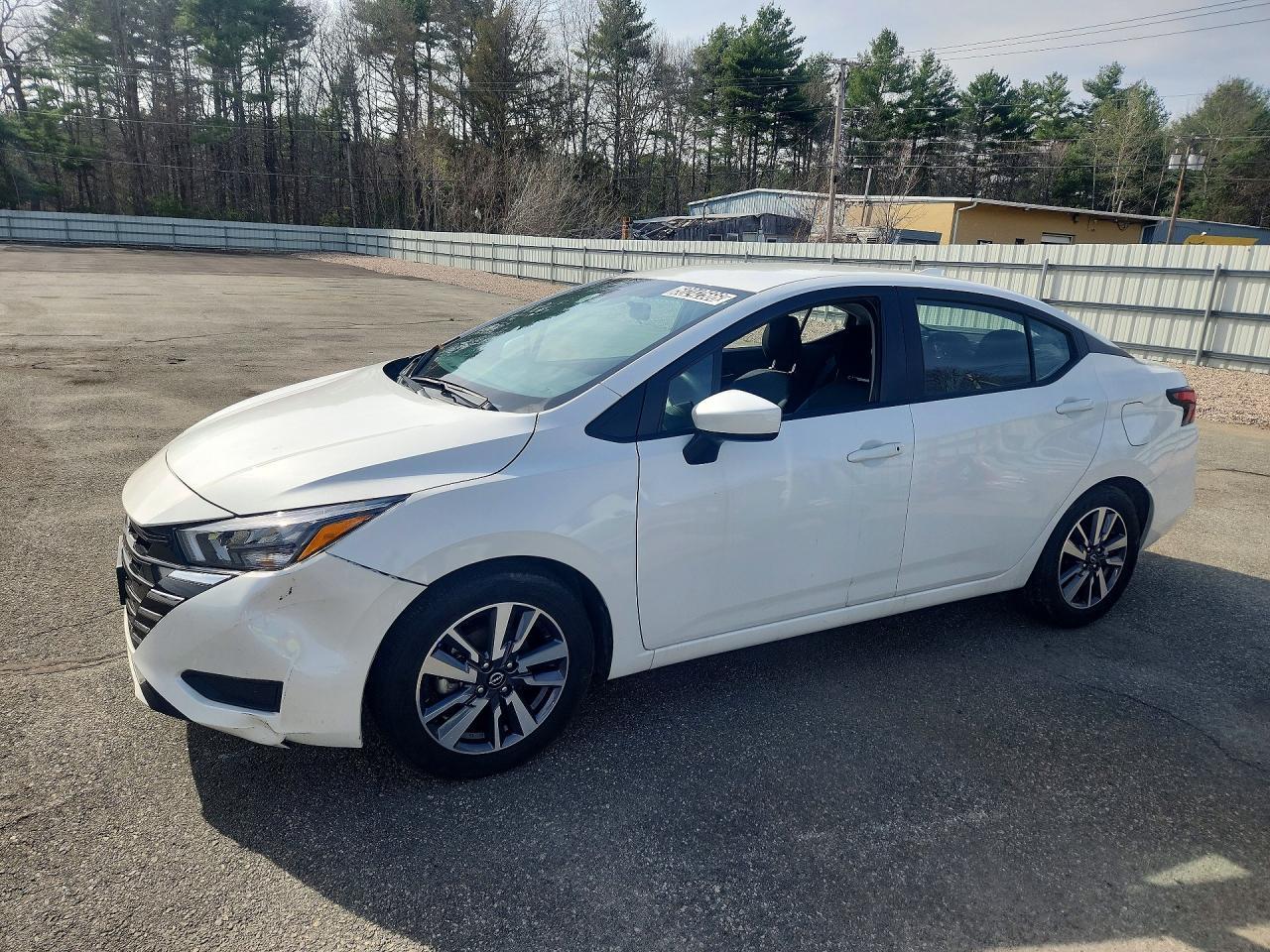 2025 NISSAN VERSA