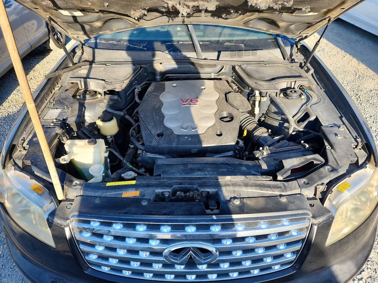 2005 INFINITI FX35