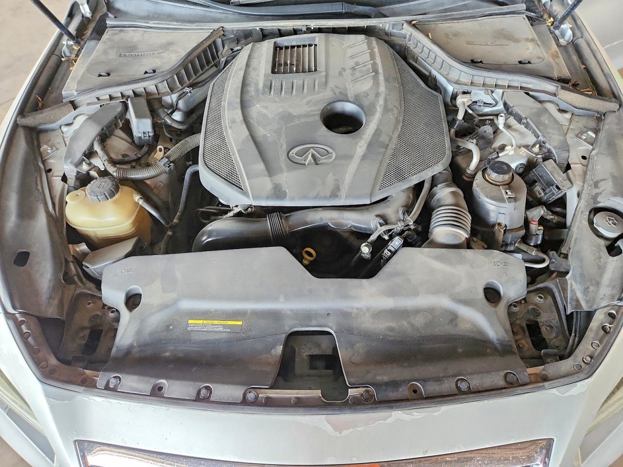 2016 INFINITI Q50
