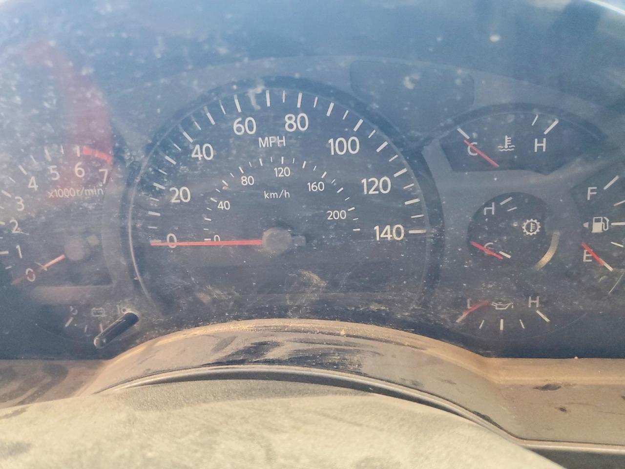 2004 NISSAN Titan