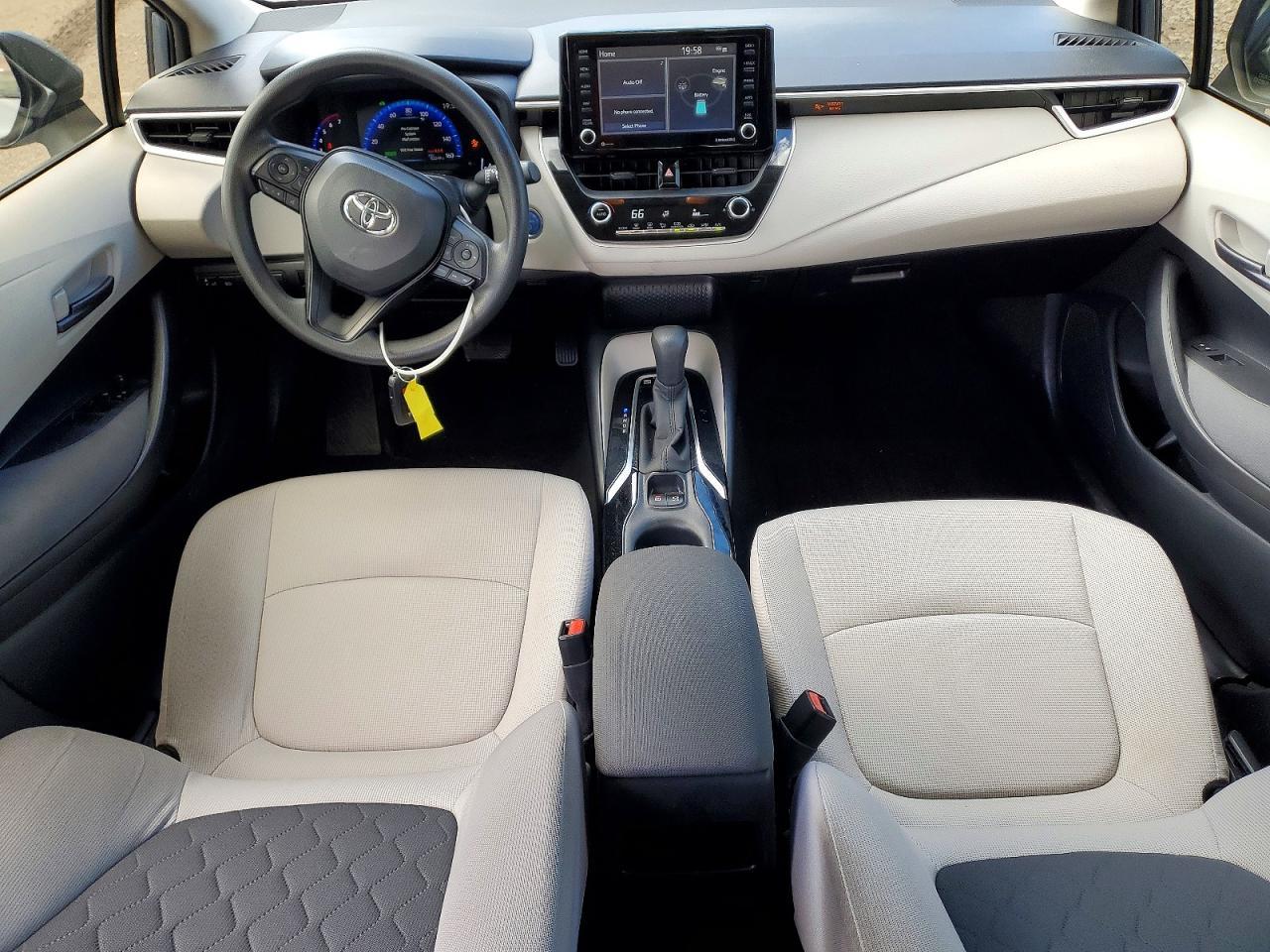 2022 TOYOTA COROLLA