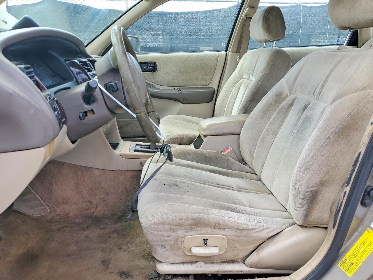 1999 TOYOTA Avalon