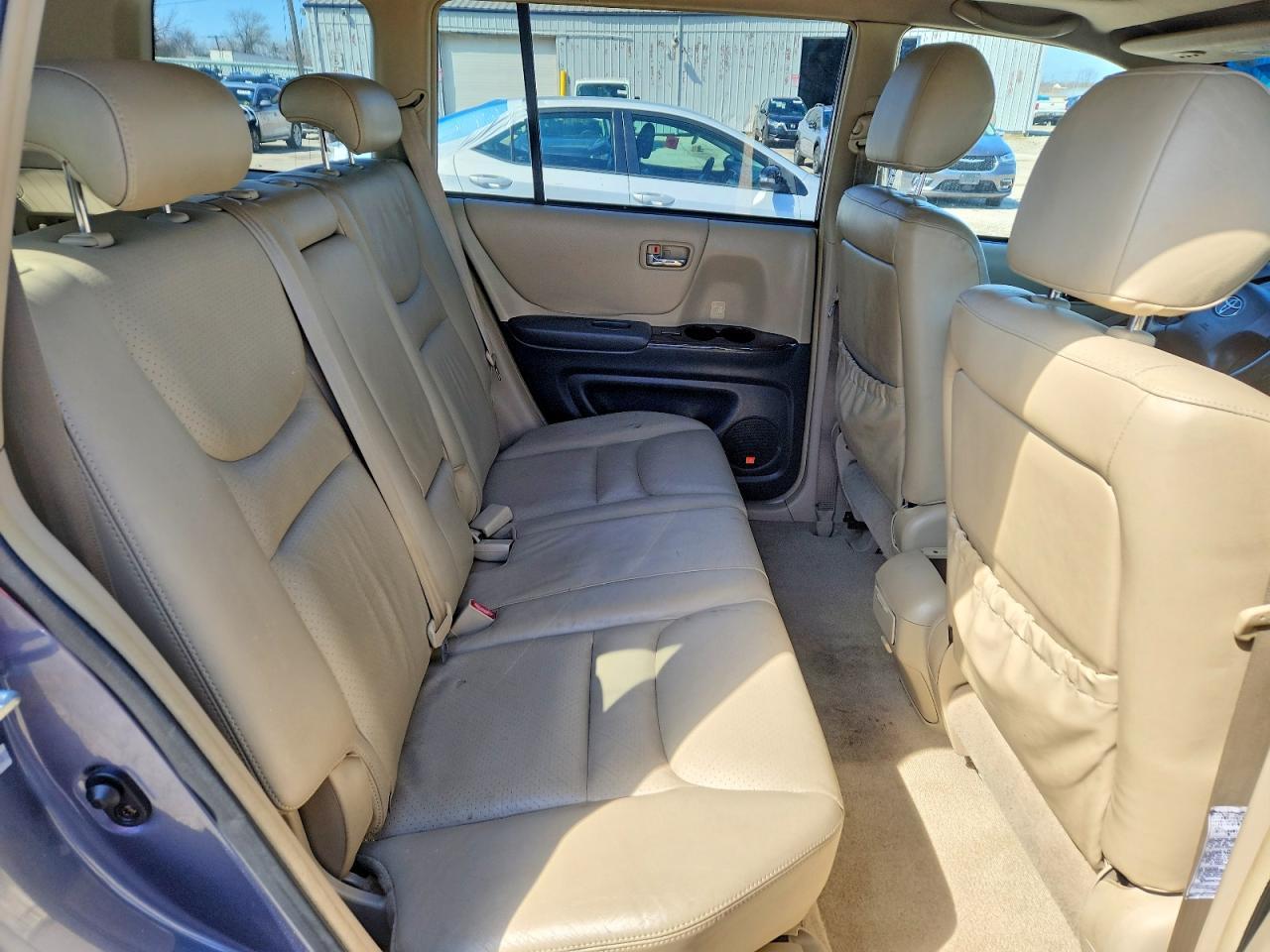 2003 TOYOTA HIGHLANDER