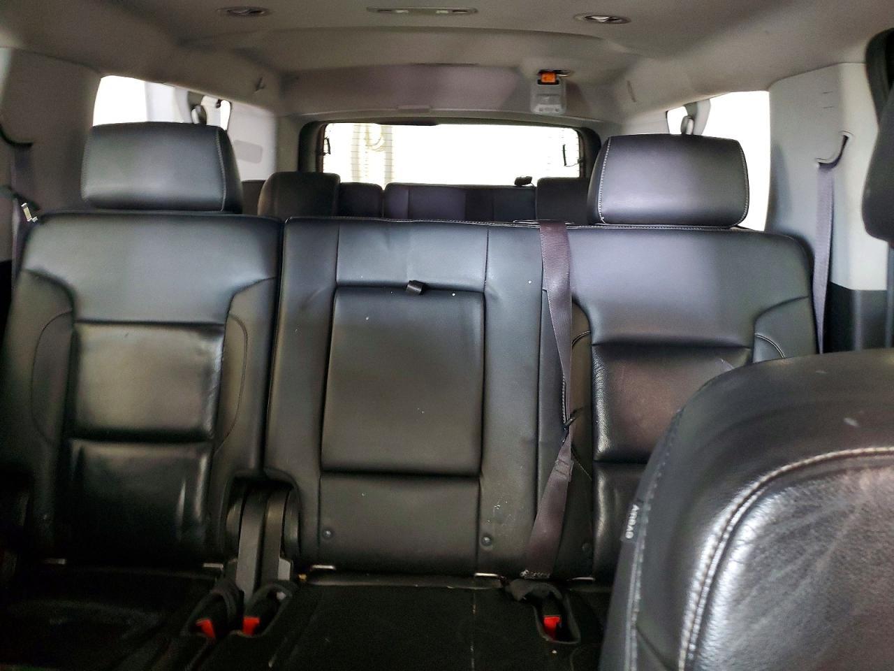 2015 CHEVROLET Suburban