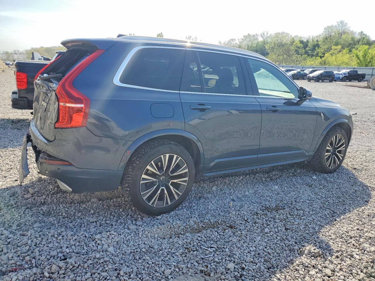 2020 VOLVO XC90