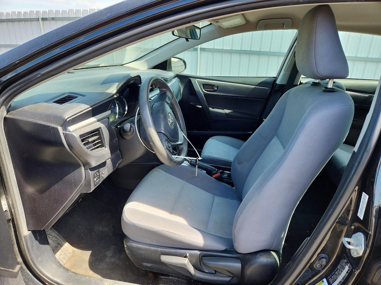2015 TOYOTA COROLLA