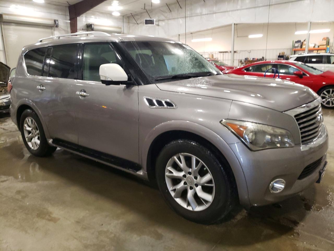 2011 INFINITI QX56
