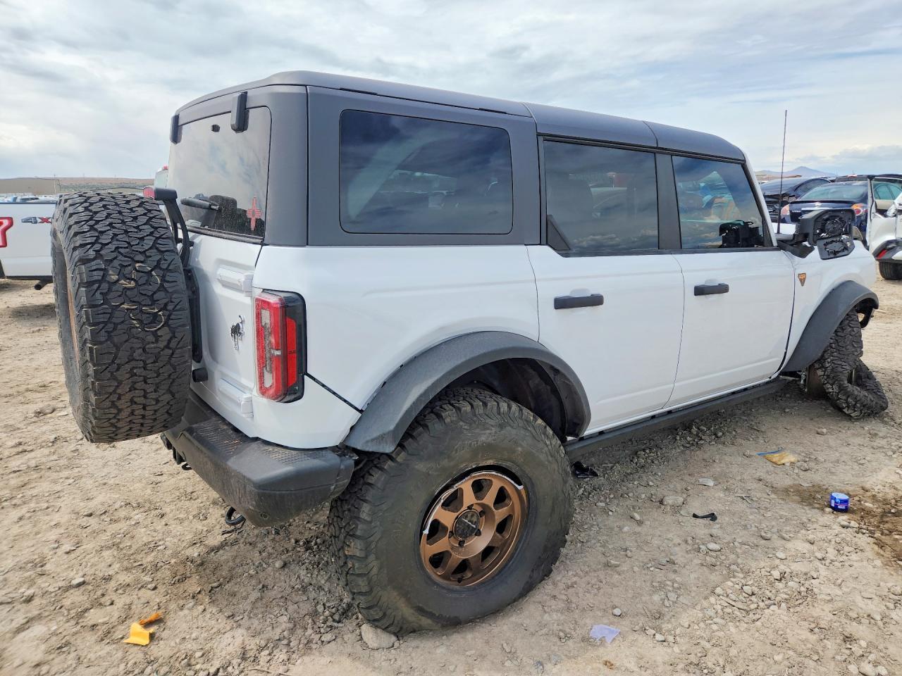 2024 FORD Bronco