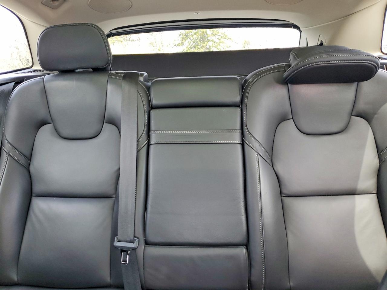 2021 VOLVO XC60