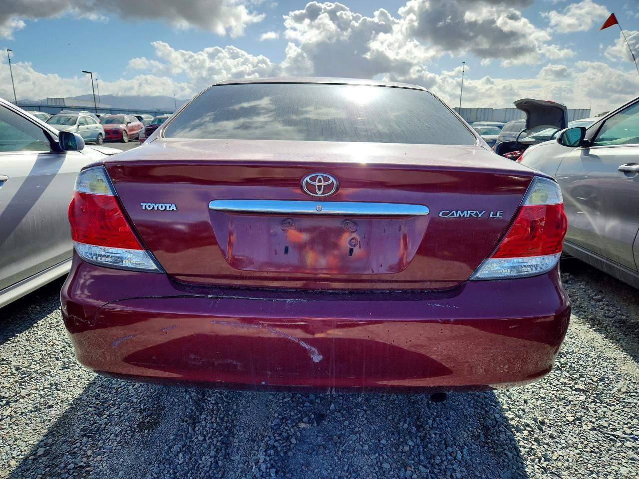 2005 TOYOTA CAMRY
