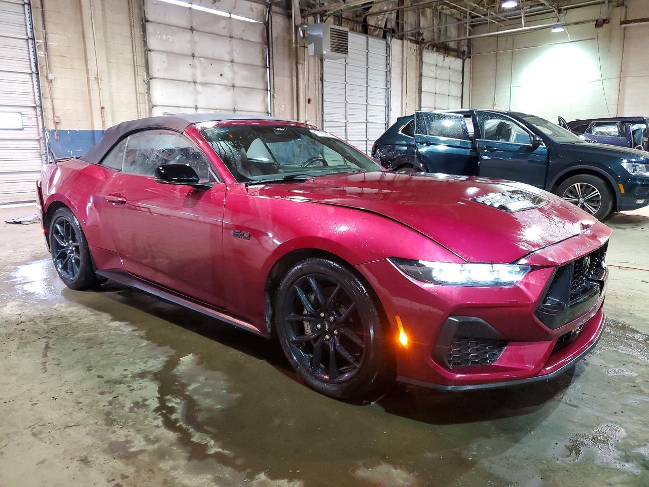 2025 FORD MUSTANG