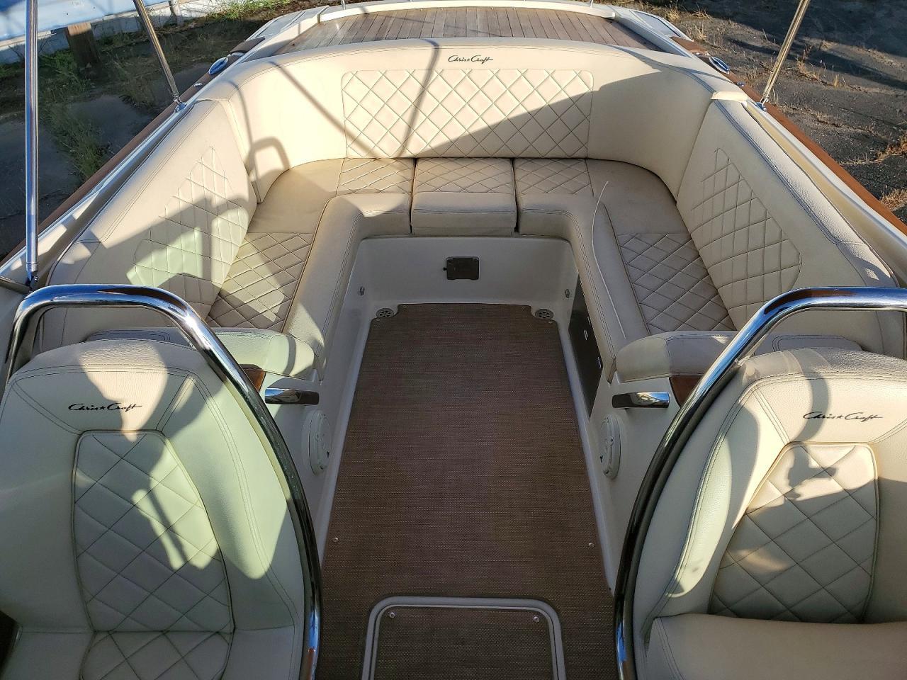 2021 Chris Craft Boat