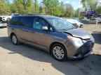 2012 TOYOTA SIENNA