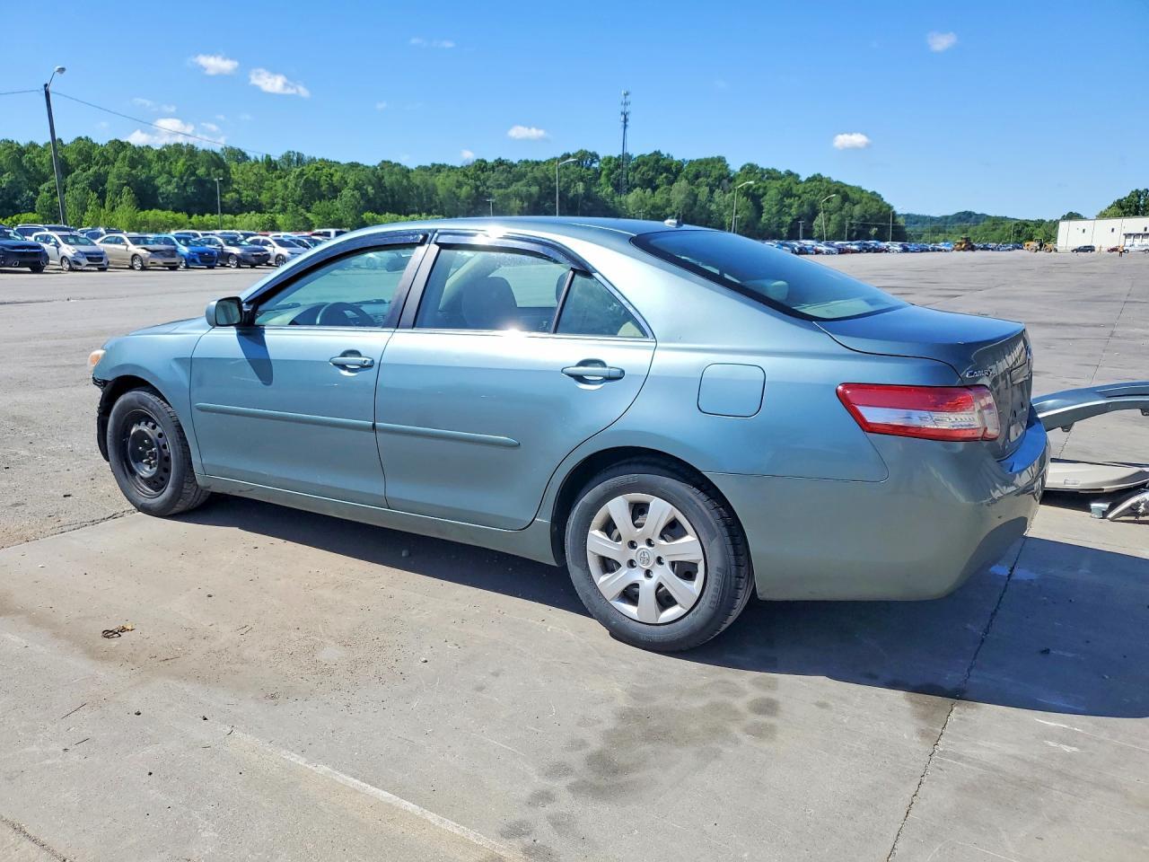 2010 TOYOTA CAMRY