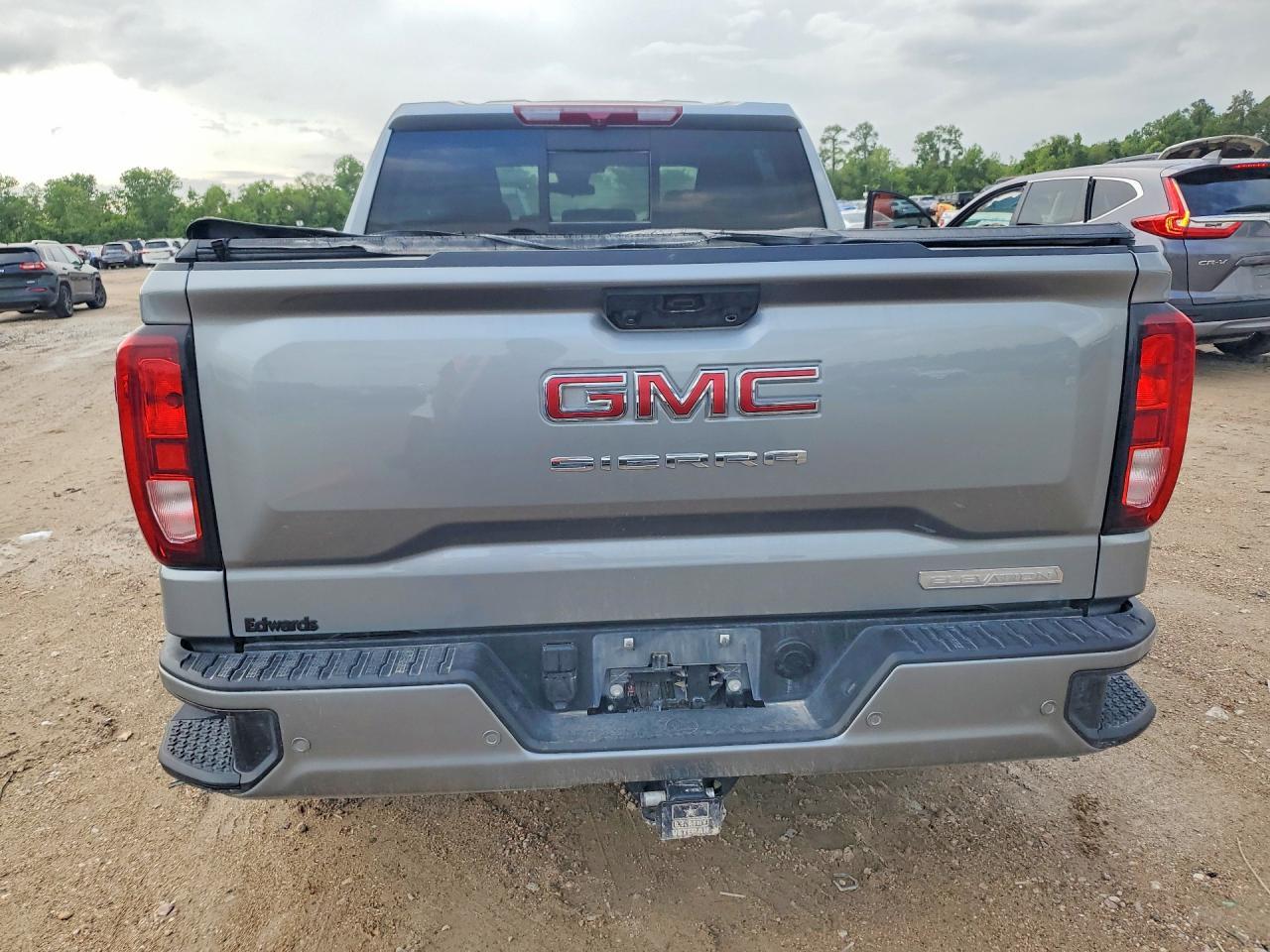 2025 GMC Sierra