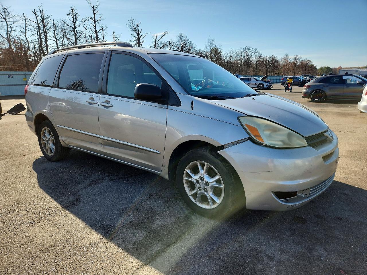 2005 TOYOTA SIENNA