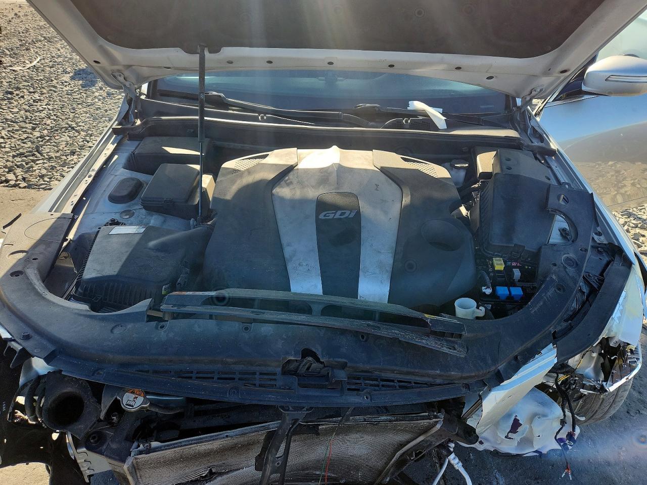 2013 HYUNDAI GENESIS