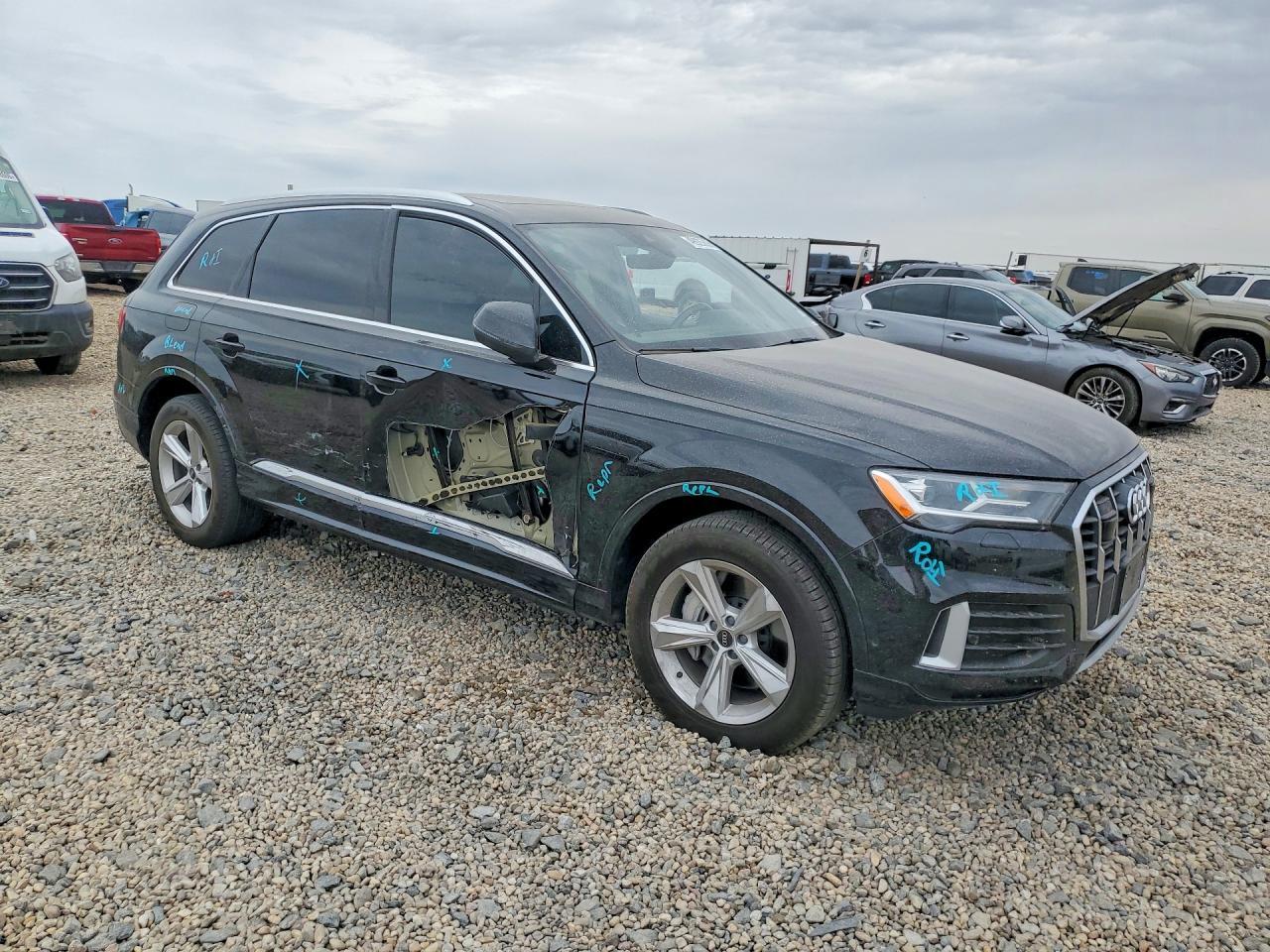 2022 AUDI Q7