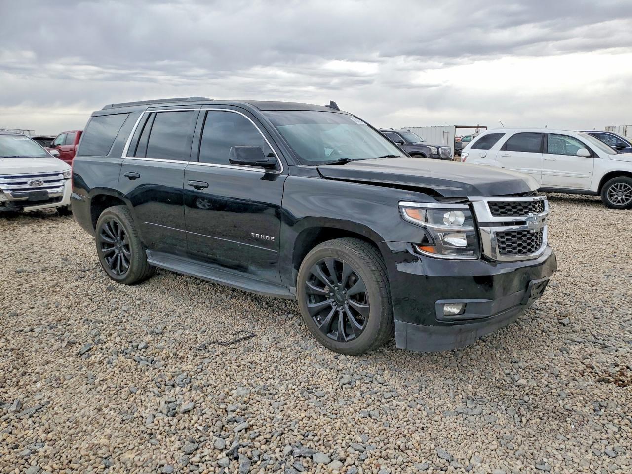 2017 CHEVROLET Tahoe