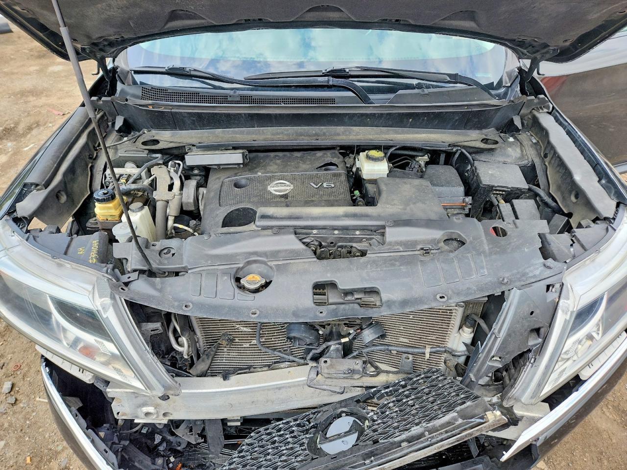 2015 NISSAN PATHFINDER