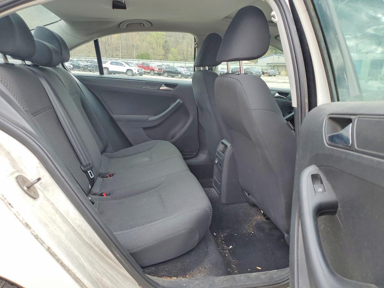 2012 VOLKSWAGEN JETTA