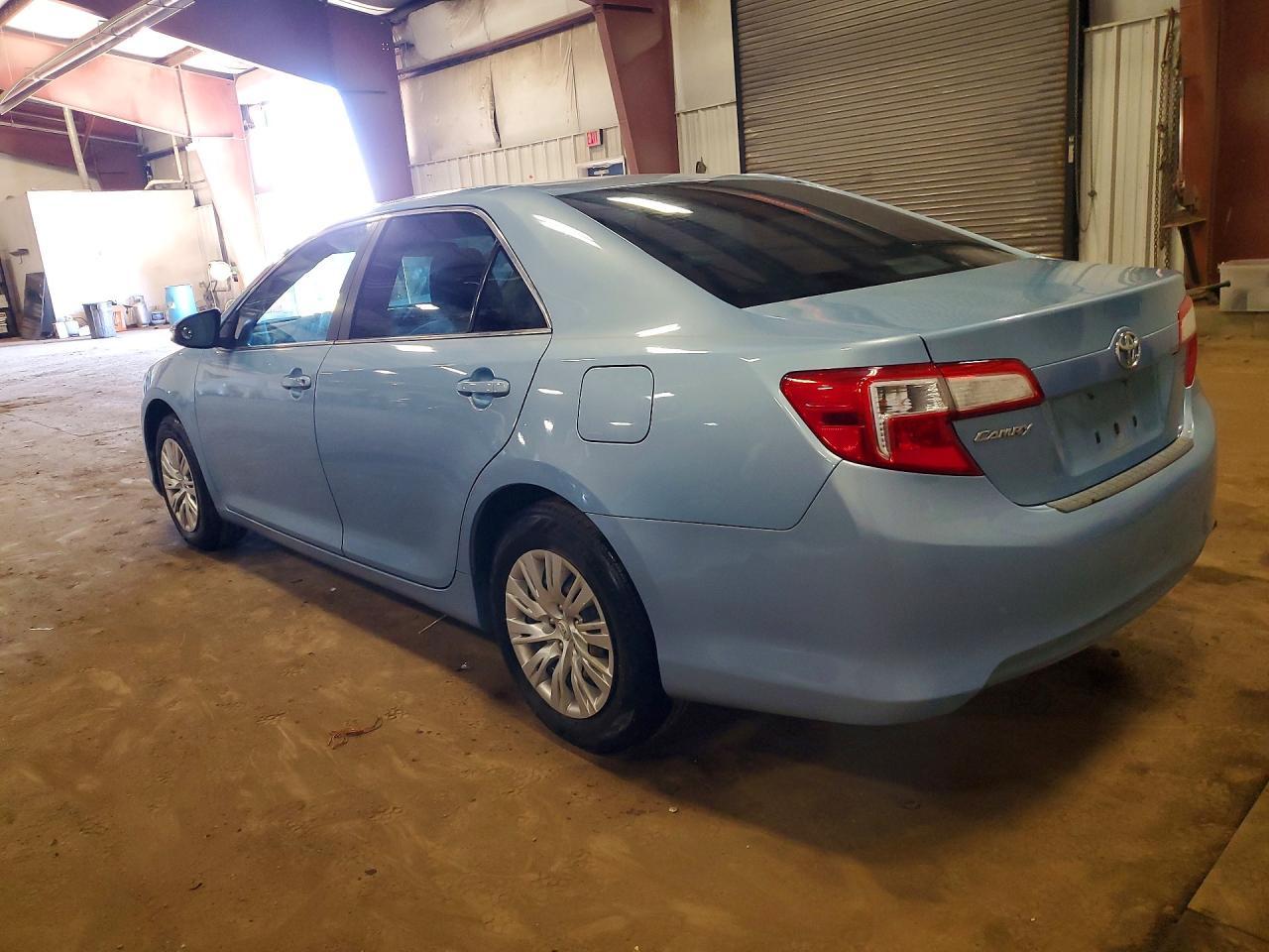 2012 TOYOTA CAMRY