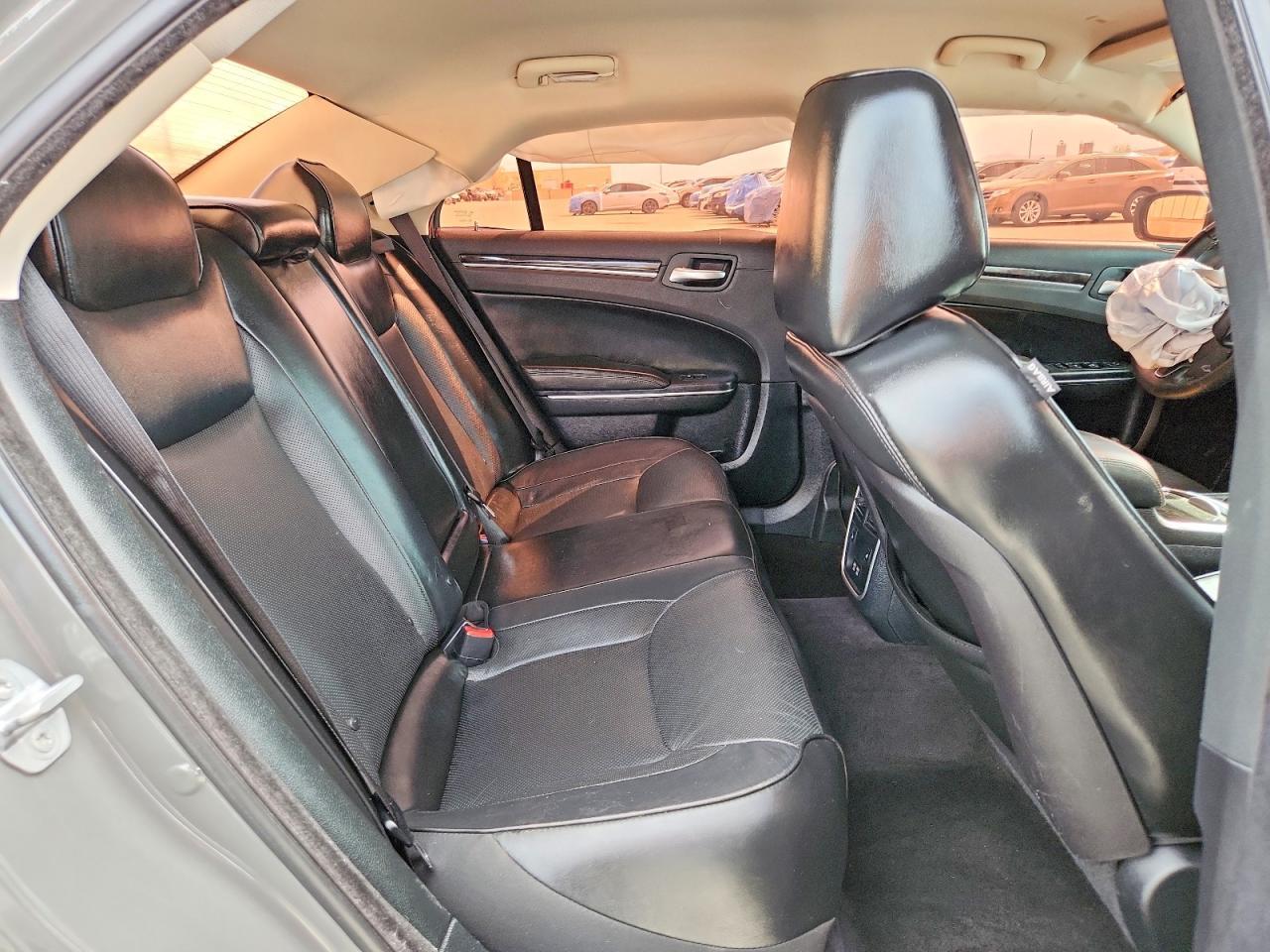 2018 CHRYSLER 300
